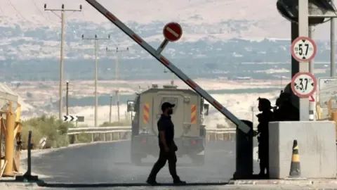 Two Persons Killed in Assault Adjacent to West Bank-Jordan Passage, IDF Confirms