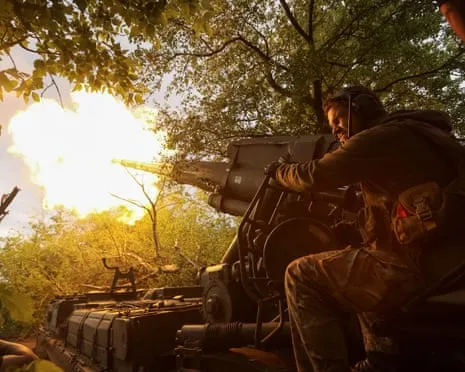 Zelenskyy Reports Significant Progress as Troops Push Back Russian Advances