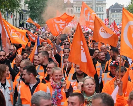 France-Wide Strike Movement Sees Massive Crowds Taking to the Streets Across France