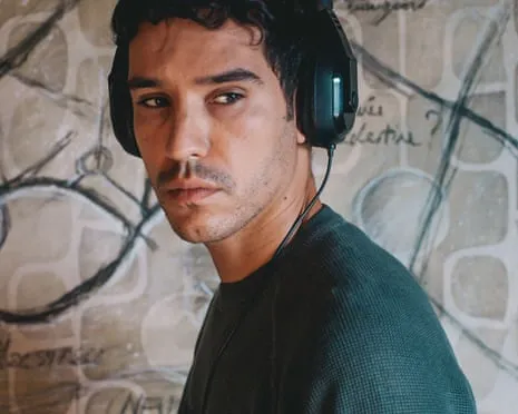 The Phantom Path Critique: An Unsettling Portrayal of Suffering and Distrust as a Displaced Syrian Pursues His Abuser